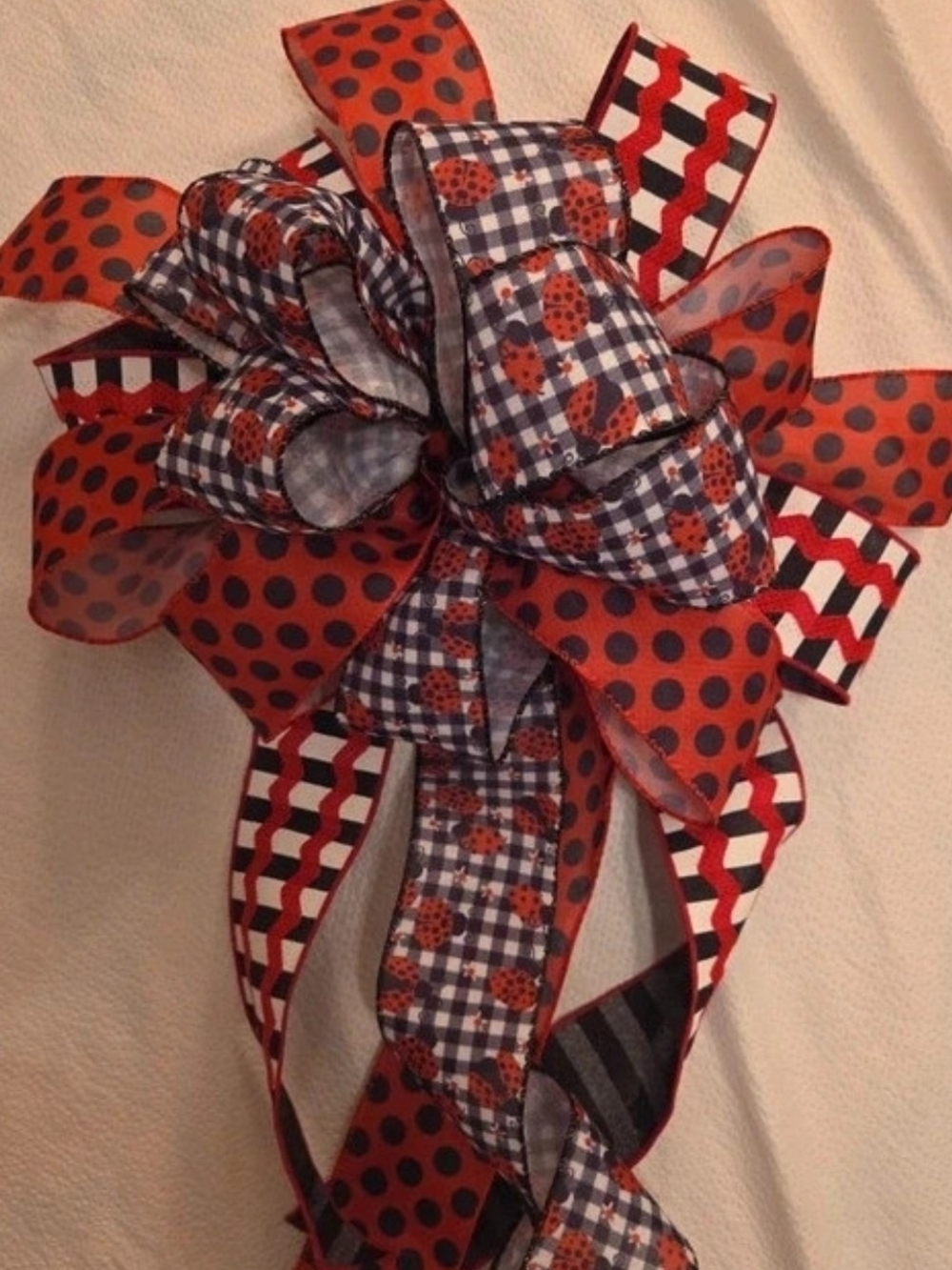 Holiday Red & Black Decorative Bow Ga Bulldog Colors